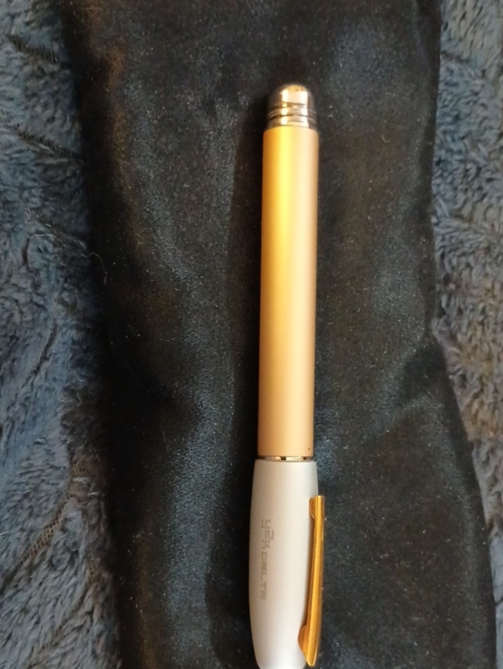 Delta Gold and Silver Y2K Trend Rollerball